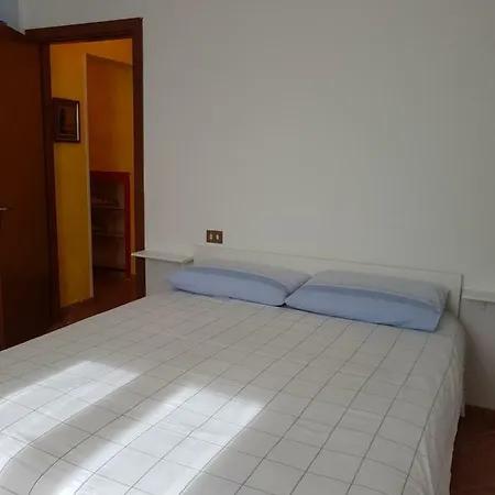 Apartament Crotto Caraco