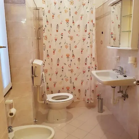 Crotto Caraco Apartament *