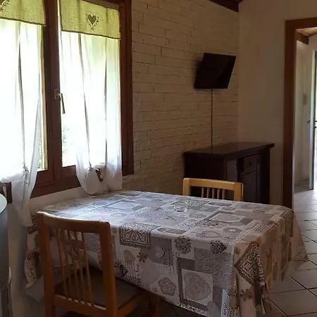 Apartament Crotto Caraco *
